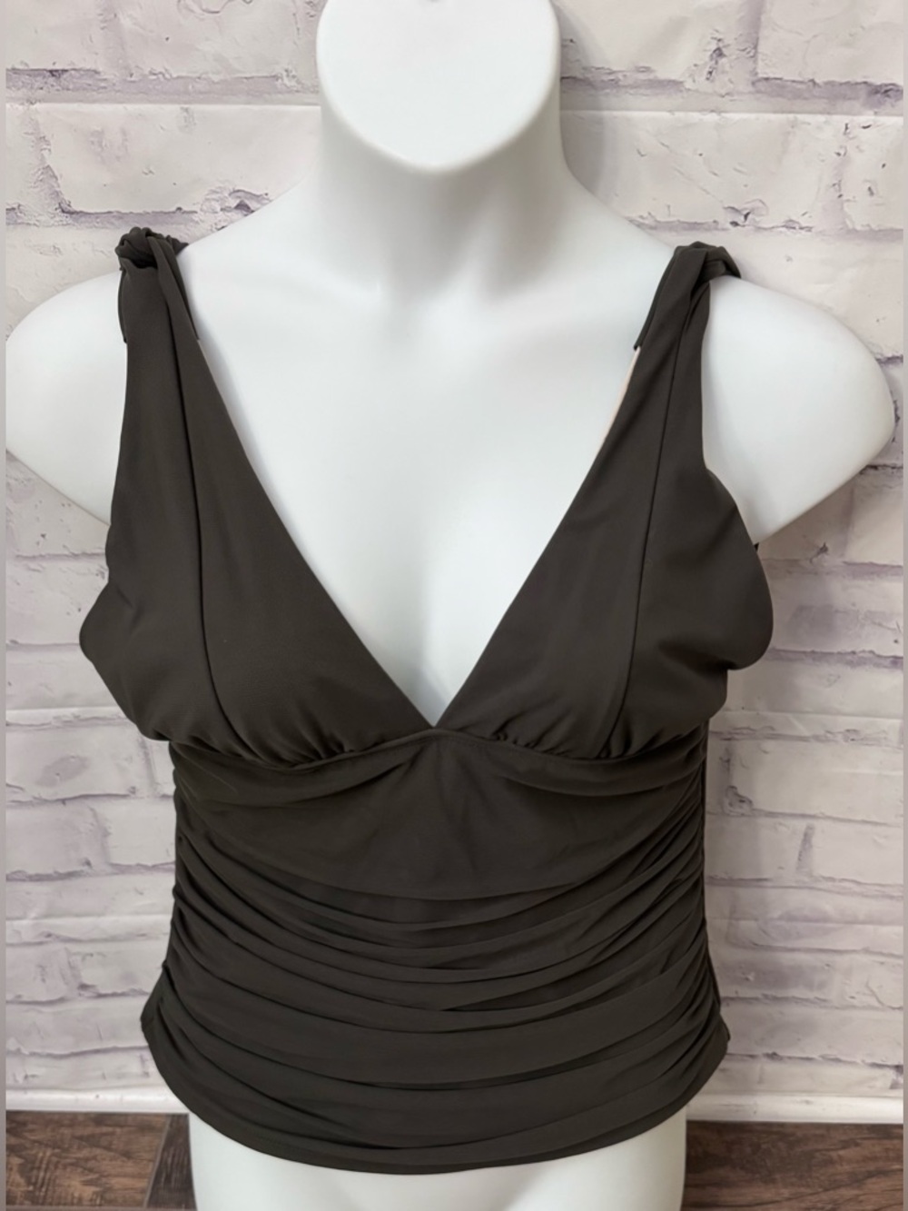 Shape FX Swim Size‎ 16 Khaki Green Ruched Soft Cup Tankini Swimsuit Top Slimming